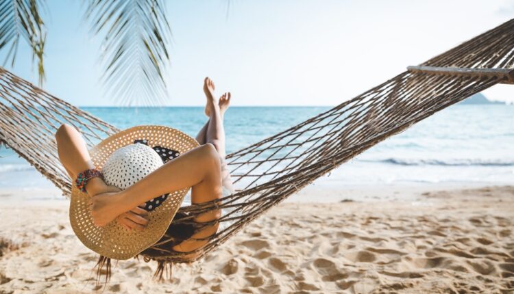 Vacances d’été 2025 : quelles sont les premières tendances ?
