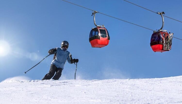 Tourisme durable : huit géants du ski s’allient pour réduire leur impact en montagne