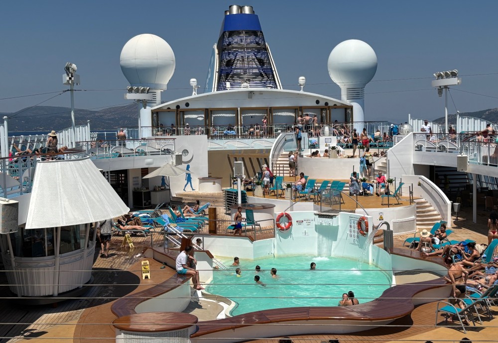 On a testé une croisière à bord du Celestyal Discovery