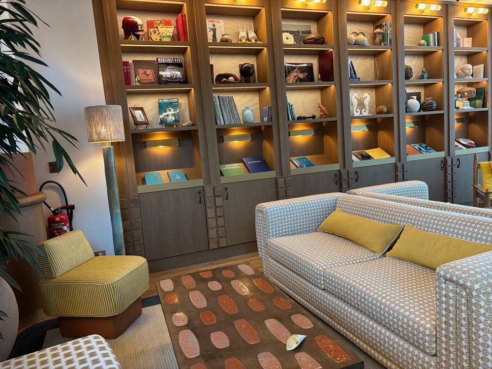 On a testé Les Cimes Bleues, le premier hôtel de La French Collection